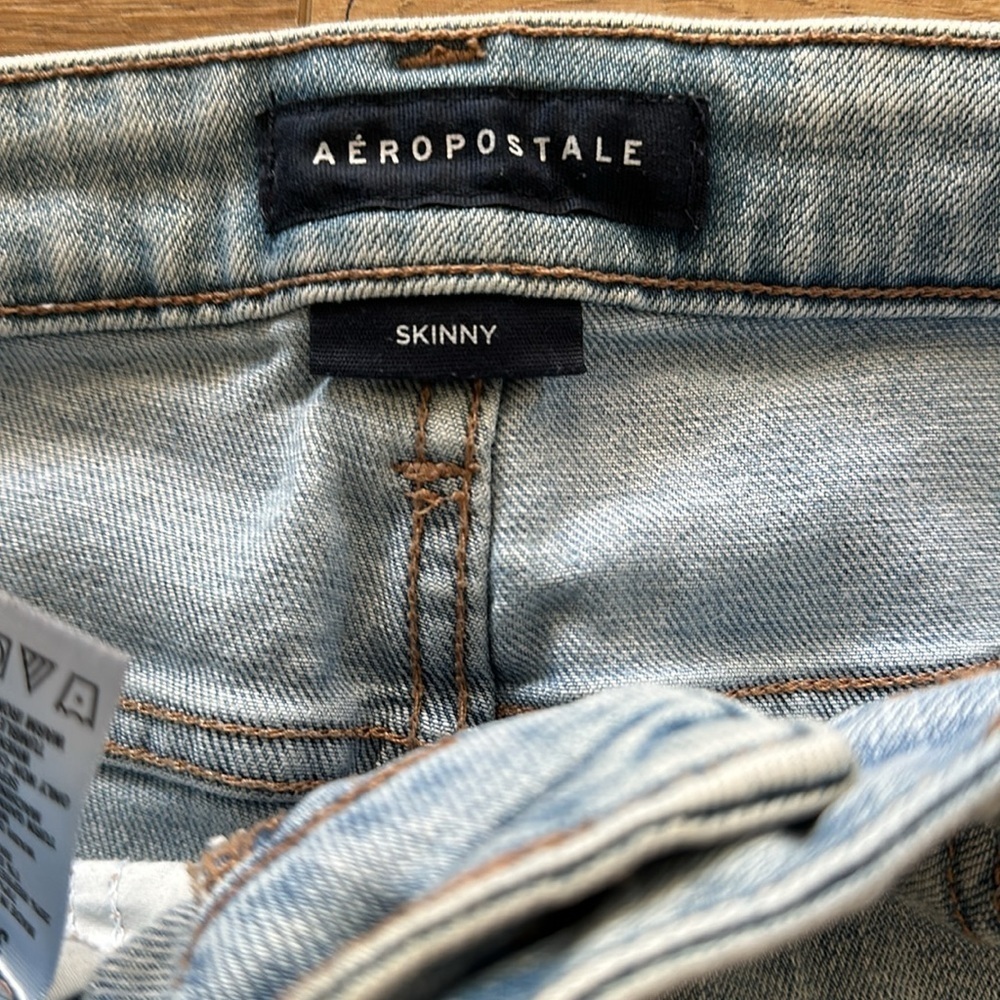 Aeropostale Women’s Skinny Jeans Size 31/32 - Picture 3 of 7